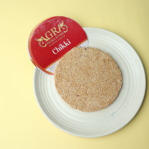 White Til Gol Chikki (200 gm / piece)